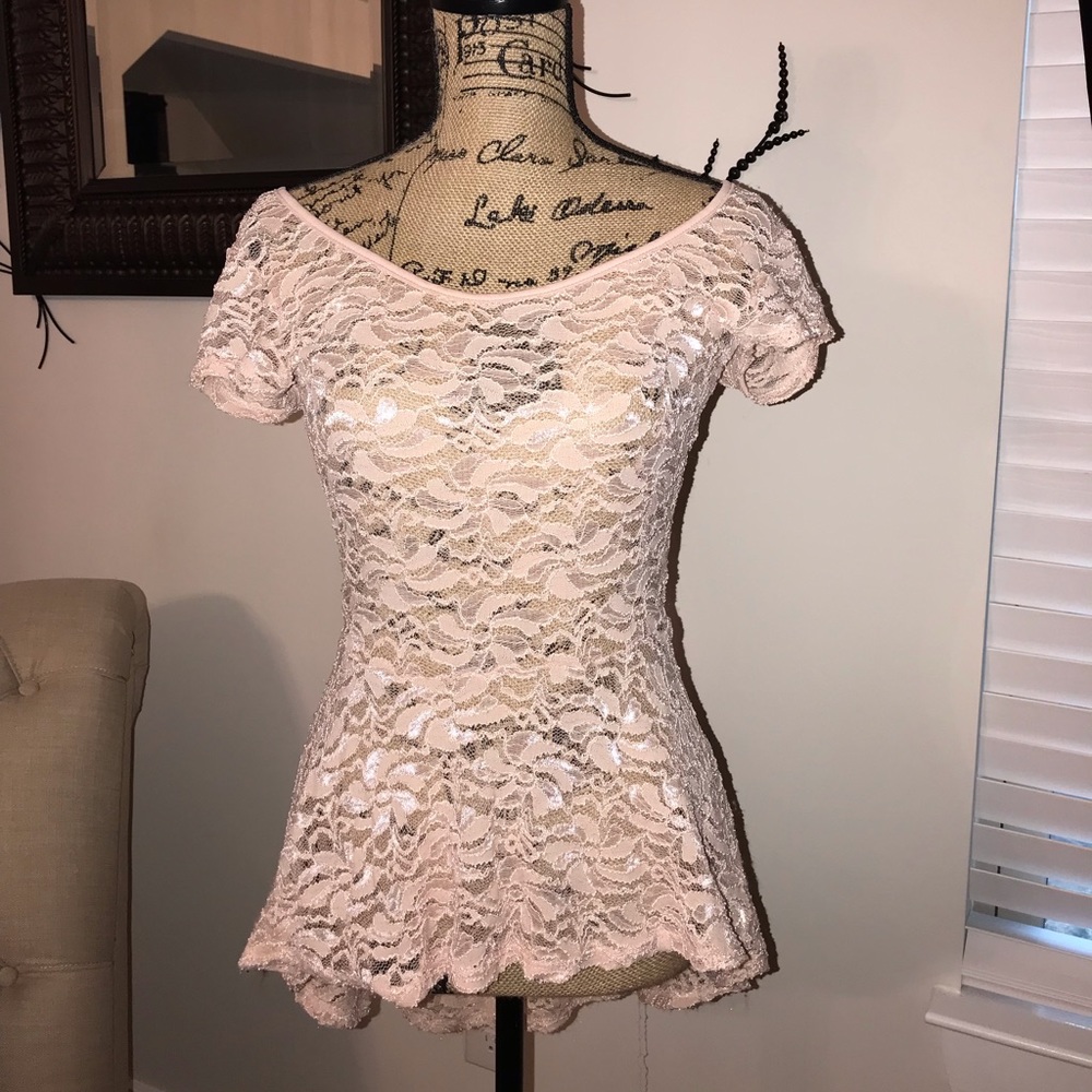Juniors lace top